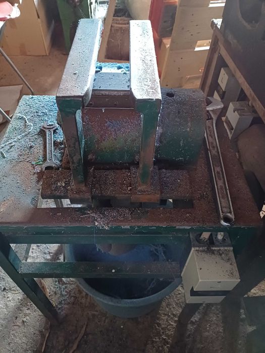 Máquinas de aparar despontadeiras