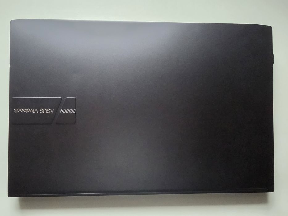 Asus Vivobook Oled 15" Ryzen 7