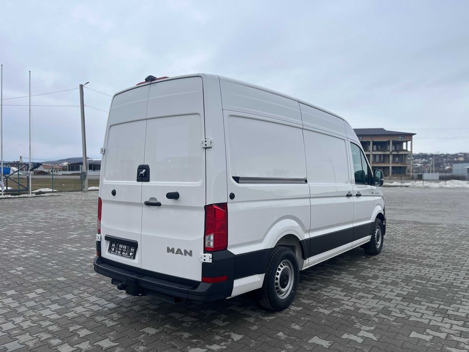 MAN TGE 3.180 4x4 SB L3H3 Цільнометалевий фургон