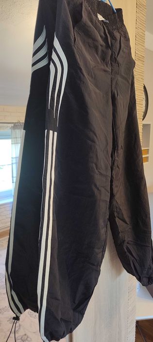 Adidas spodnie XS dziewczęce jak NOWE