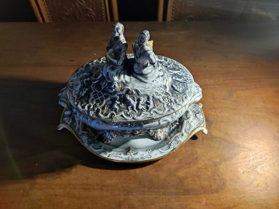 Terrina de coleção da Pereira valado