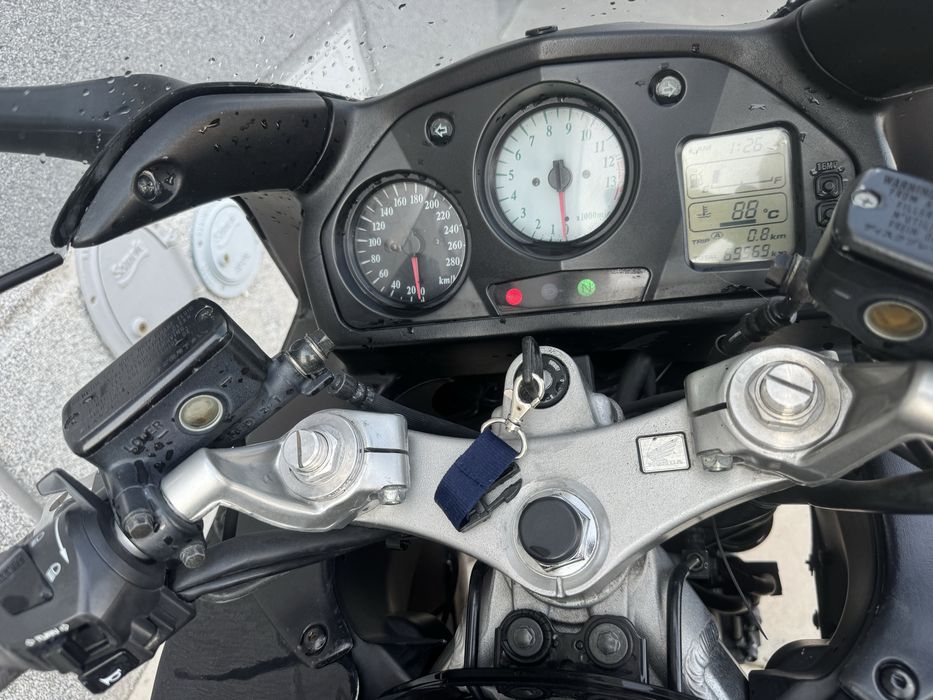 VFR 800 FI RC46