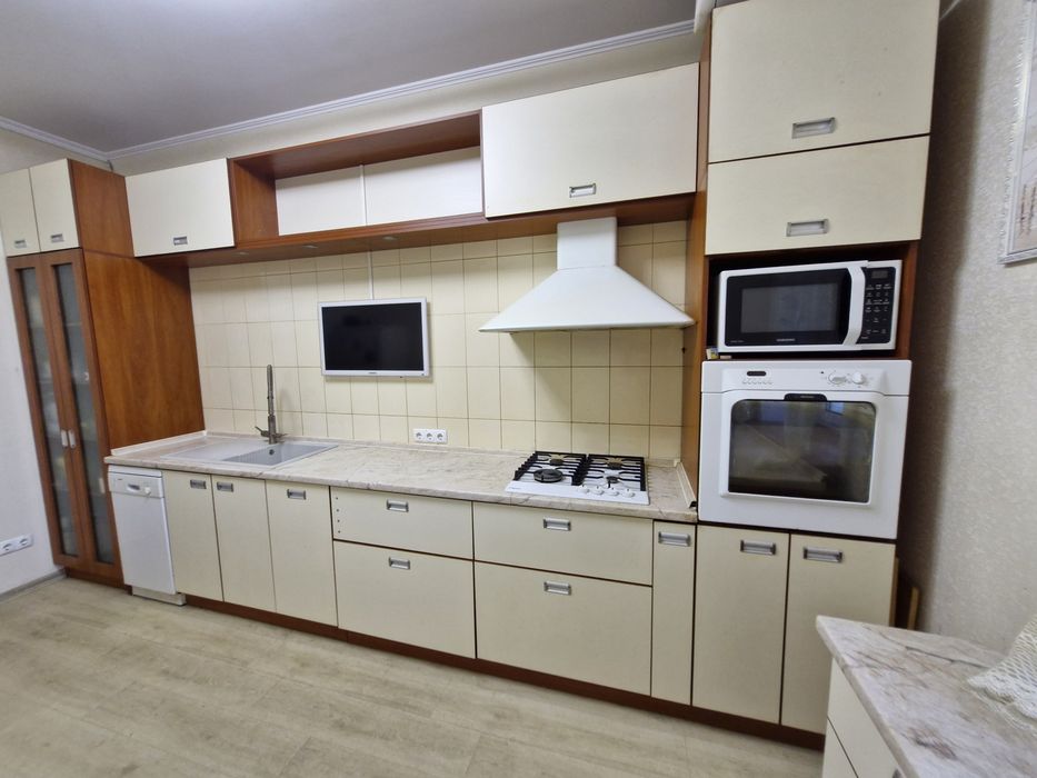 Крепкий Дом в  Совеньен