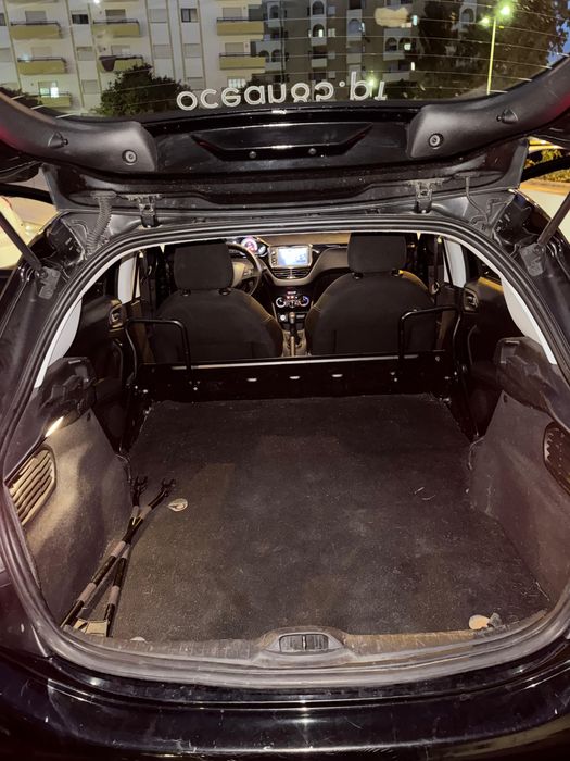 Peugeot 208 1.6 Comercial
