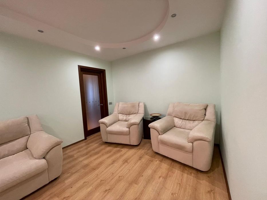 Продаж 3-к кв, ВЛАСНА, 76м2, без посередника.