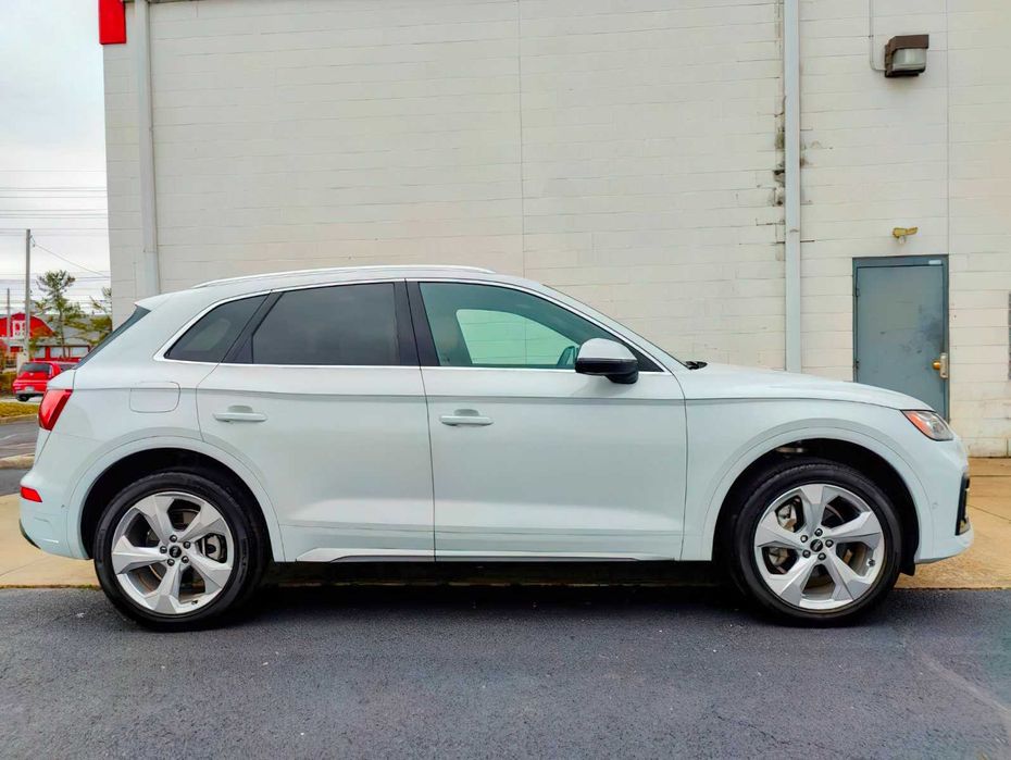 Audi Q5      2021