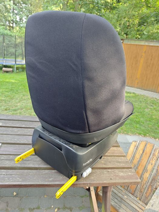 Maxi Cosi pearl 9-18 kg fotelik+ baza familyfix