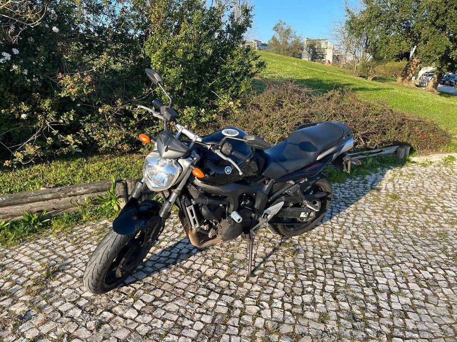 Yamaha FZ6 S2 - Fazer 600