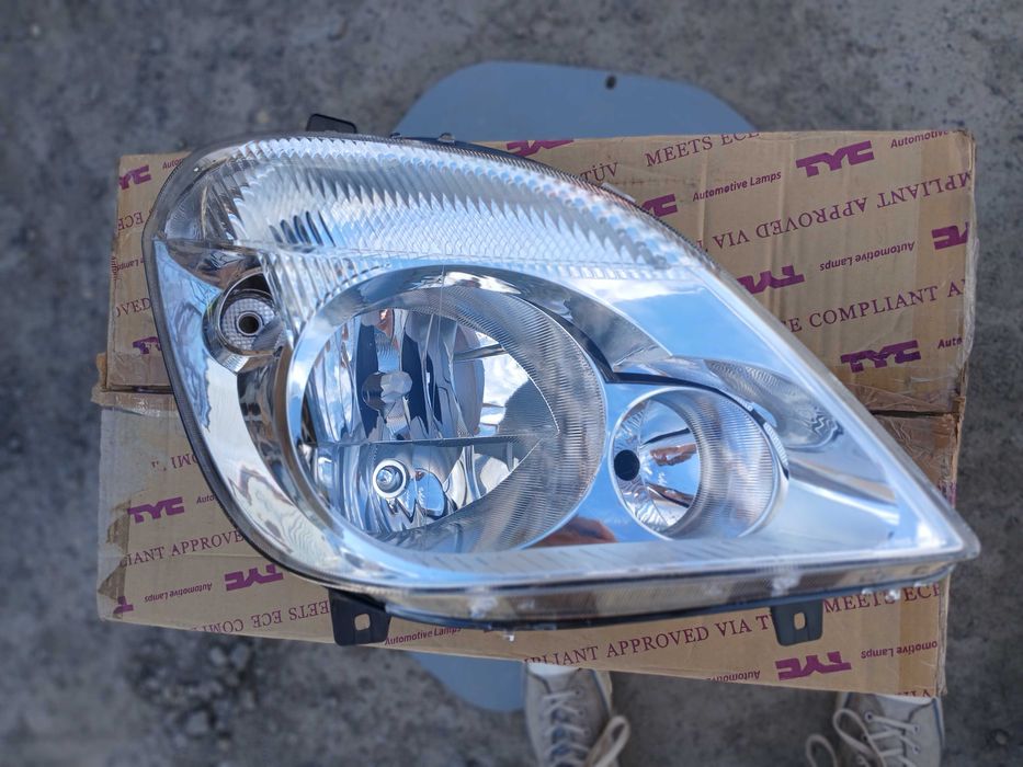 Lampa przednia lewa prawa Mercedes Sprinter W906 fabrycznie nowa