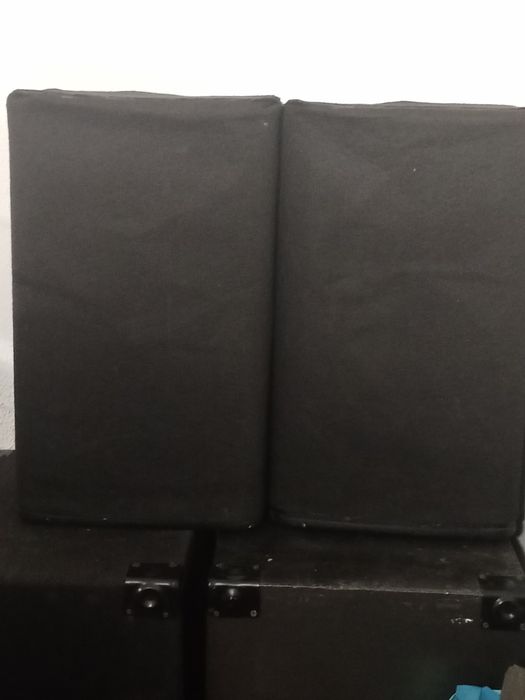 Colunas Passivas ELX Electrovoice