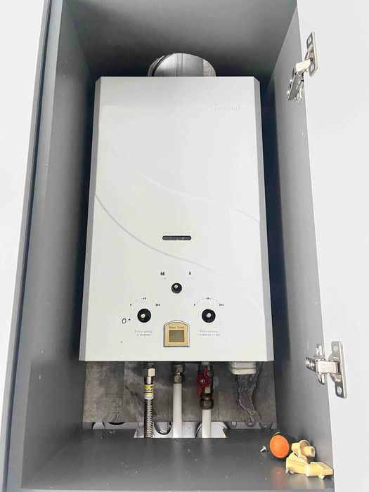 Продажа рабочей  газовой колонки  на запчасти