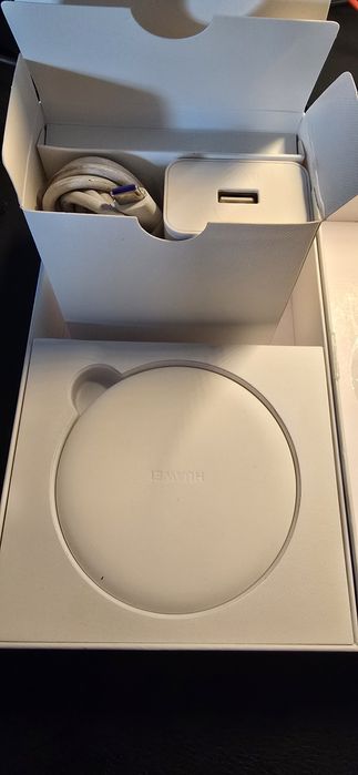 Huawei wireless charge ładowarka indukcyjna