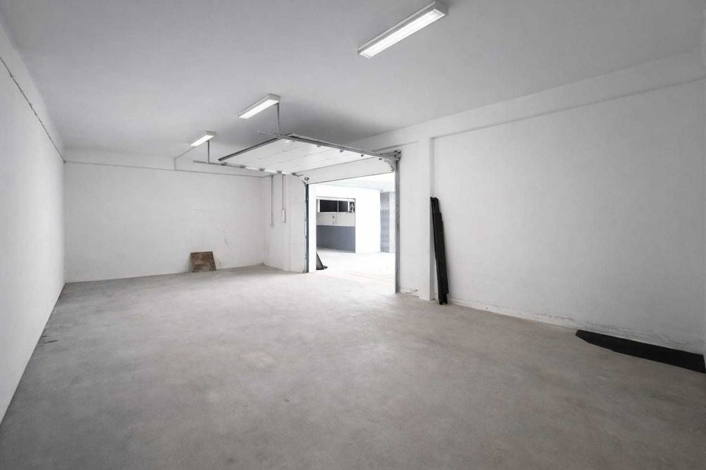 Arrendam-se Armazéns