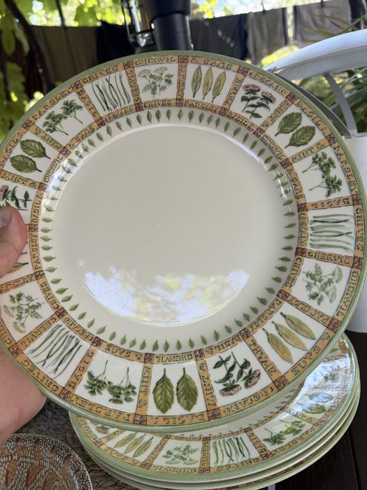 Тарілка миска блюдо супниця таця staffordshire cloverleaf bonna