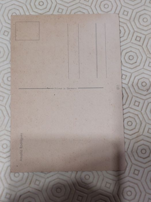 Amália Rodrigues postal antigo