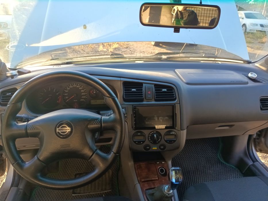 продаю Nissan Primera p11 2001 року
