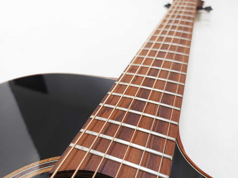 Guitarra violão Lag Tramontane T118ACE
