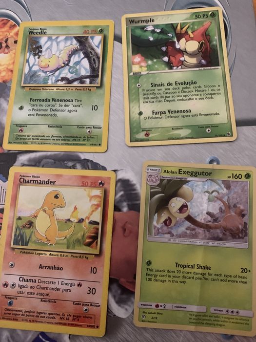 (4) cartas Pokemon originais