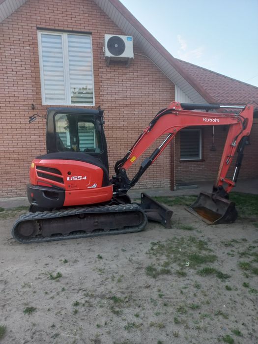 Мініекскаватор U 55-4