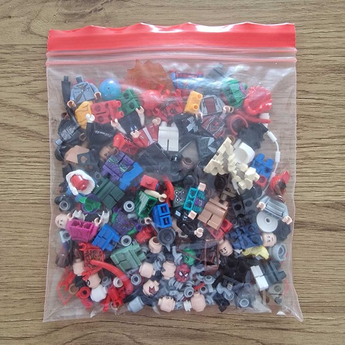 LEGO 76178 Daily Bugle Minifig sh717	Ron Barney
