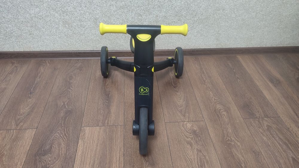 Біговел  Kinderkraft беговел велосипед