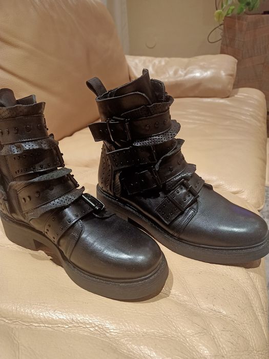 Botki INUOVO r. 39 motocyklówki