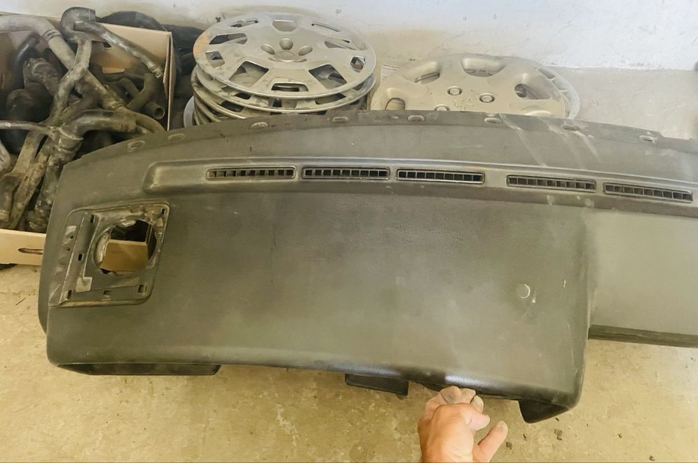 Передня панель торпедо volkswagen passat b3 b4 вантажівок