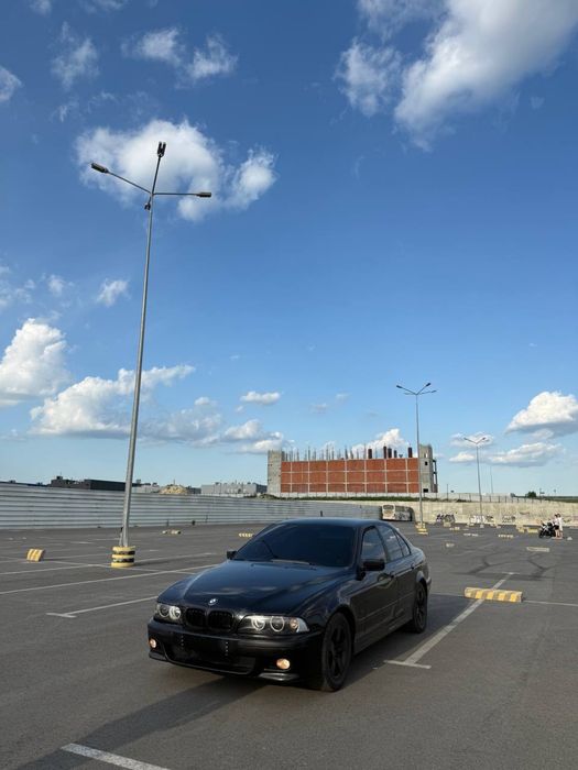 Продам BMW E39 2.0