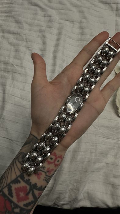 Годинник Moschino