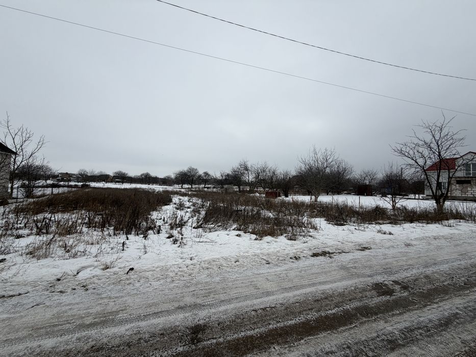 Земельна ділянка під забудову 15с, поруч житлові будинки