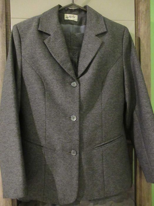 Zestaw/Komplet 3-czesciowy szary r. 40 Halfiol