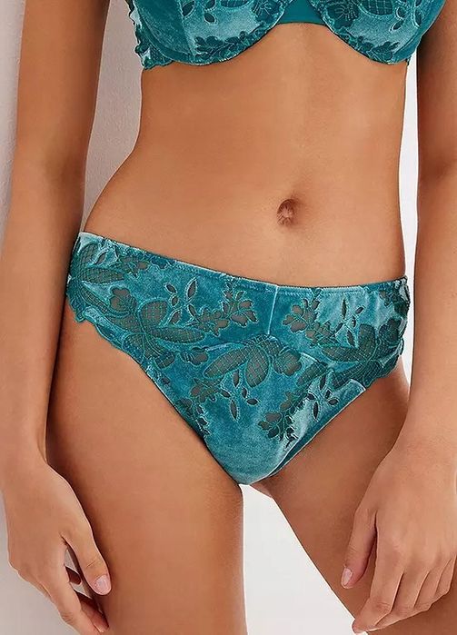 B.P.C zielone stringi aksamitne z koronką ^44/46