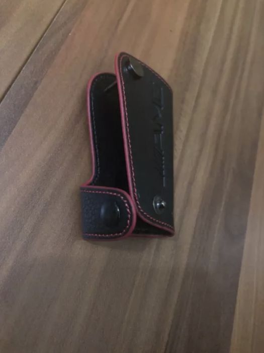 Capa Porta-Chaves - Mercedes AMG Pele Luxo