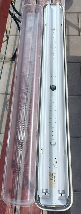 Lampa sufit lub ściana