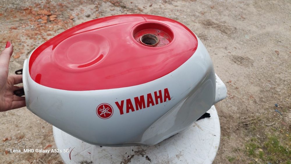 Material Yamaha YZF 750R