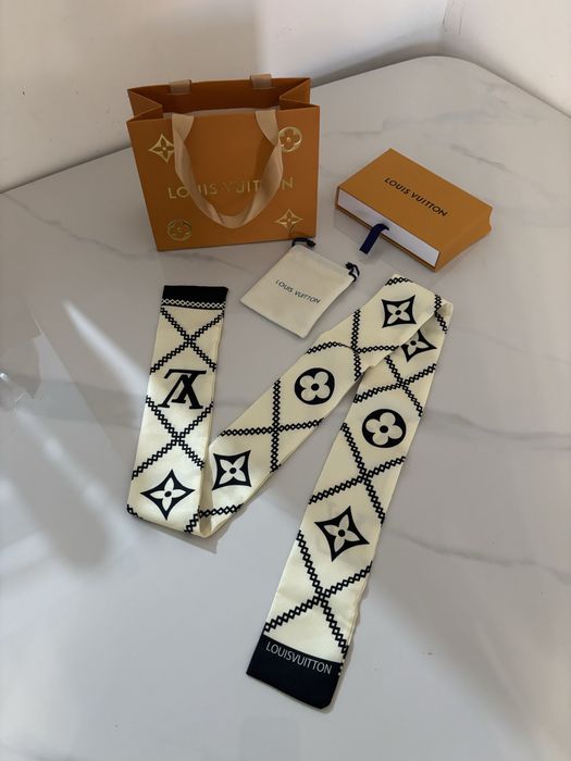 Nowa apaszka chusta Louis Vuitton LV gucci Dior