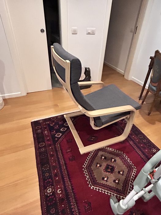 Cadeirão POÄNG, do Ikea em perfeito estado, com pouco uso.