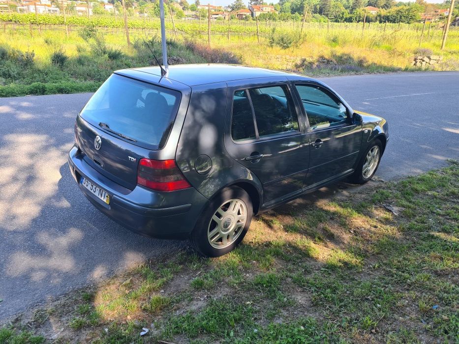 Vendo VW golf 1.9 tdi