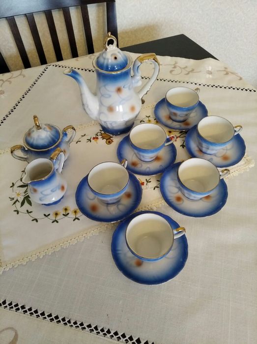 Zestaw kawowy porcelanowy z pozytywką