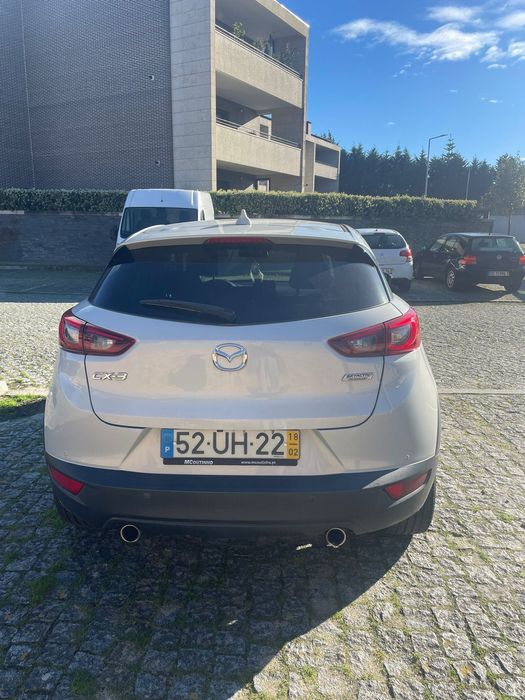 Mazda CX3 branco cinza
