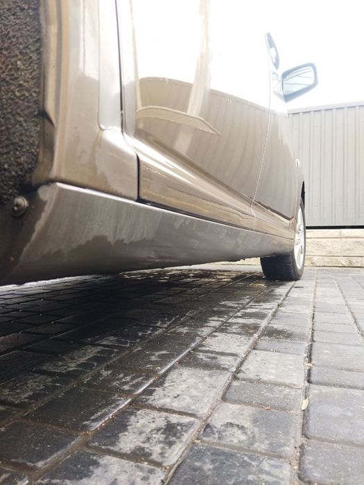 Toyota avensis 2.2 дизель