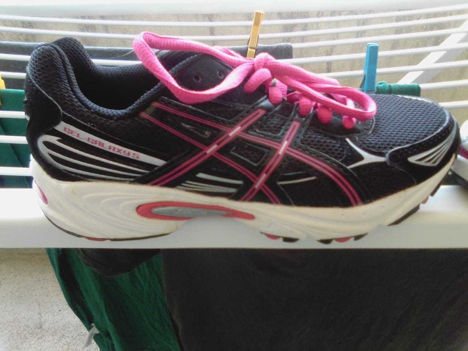 SAPATILHAS MULHER OU CRIANÇA NOVAS