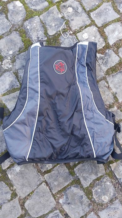 Colete usado Maui para windsurf XL