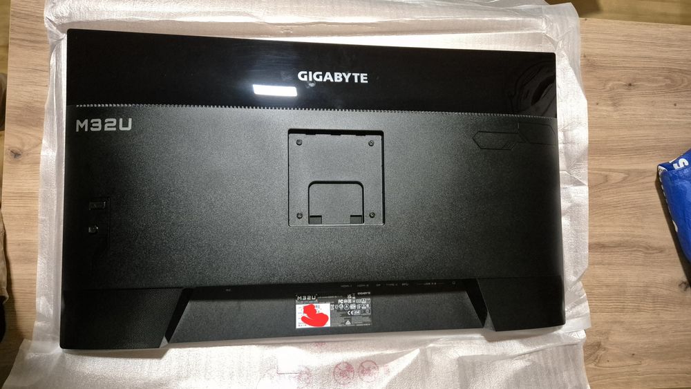 Monitor 4K 32'' Gigabyte M32U