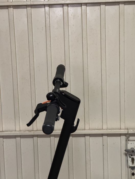 (Negociável )Trotinete Elétrica Segway Ninebot F25E – Como Nova | Com