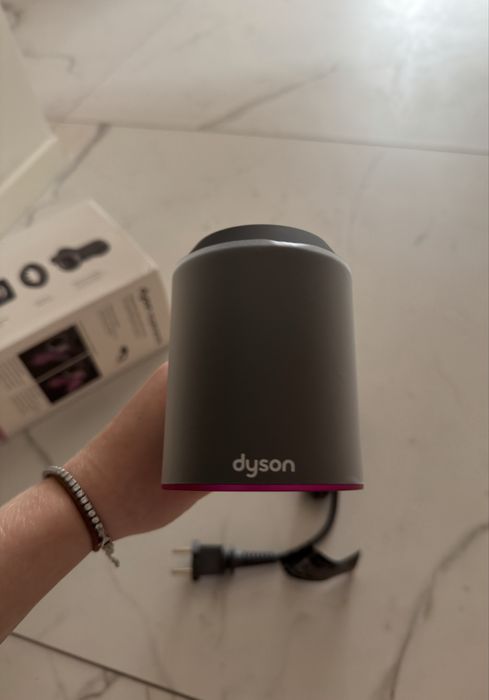 Suszarka DYSON Supersonic HDO8 kolor Stal/Fuksja Nowy