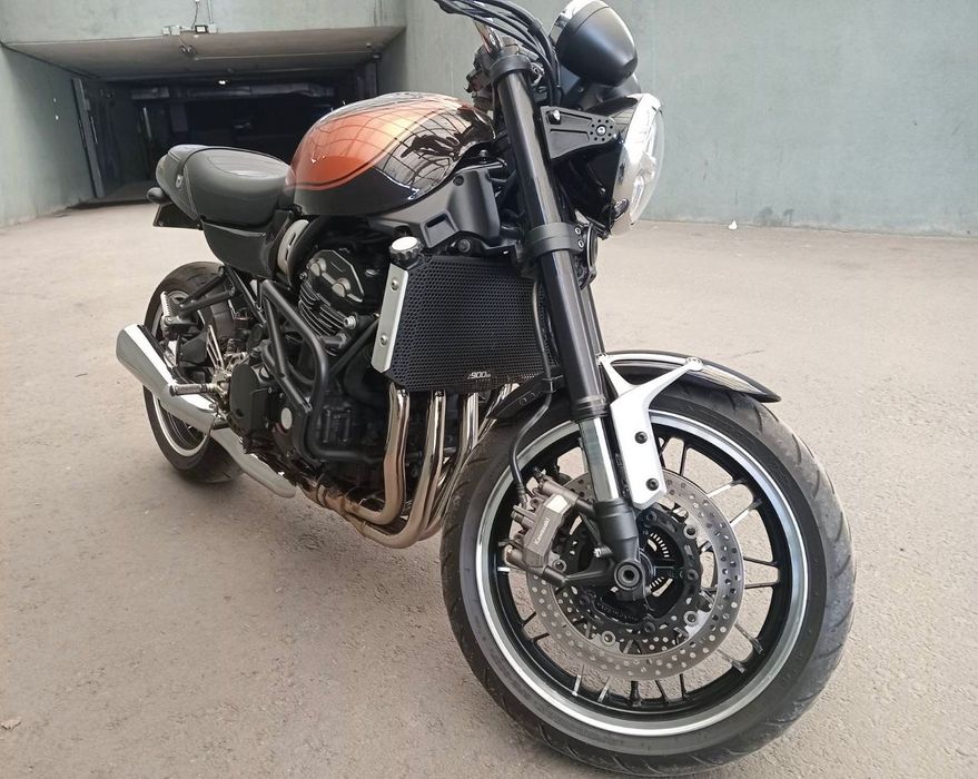 Продам мотоцикл Kawasaki Z900RS