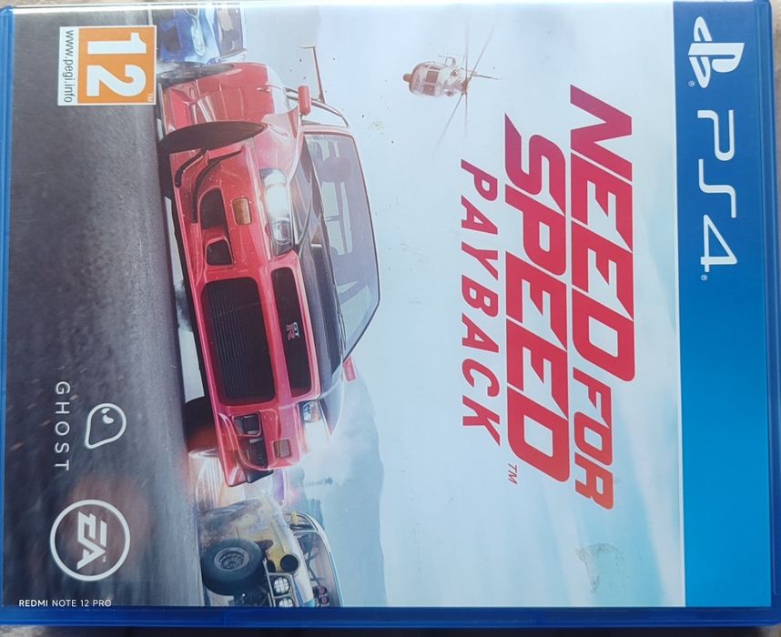 PS4 1TB + 2 Comandos + Suporte Carregador + 6 Jogos