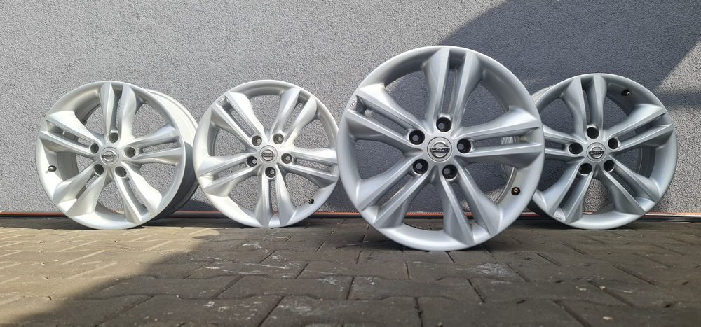 17 5x114,3 Renault Nissan oryginalne