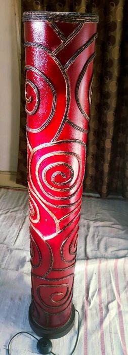 Candeeiro de pé Gato Preto